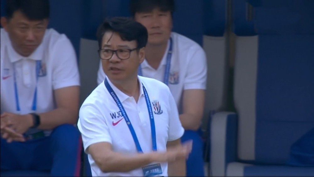 美女扒开尿口给我看